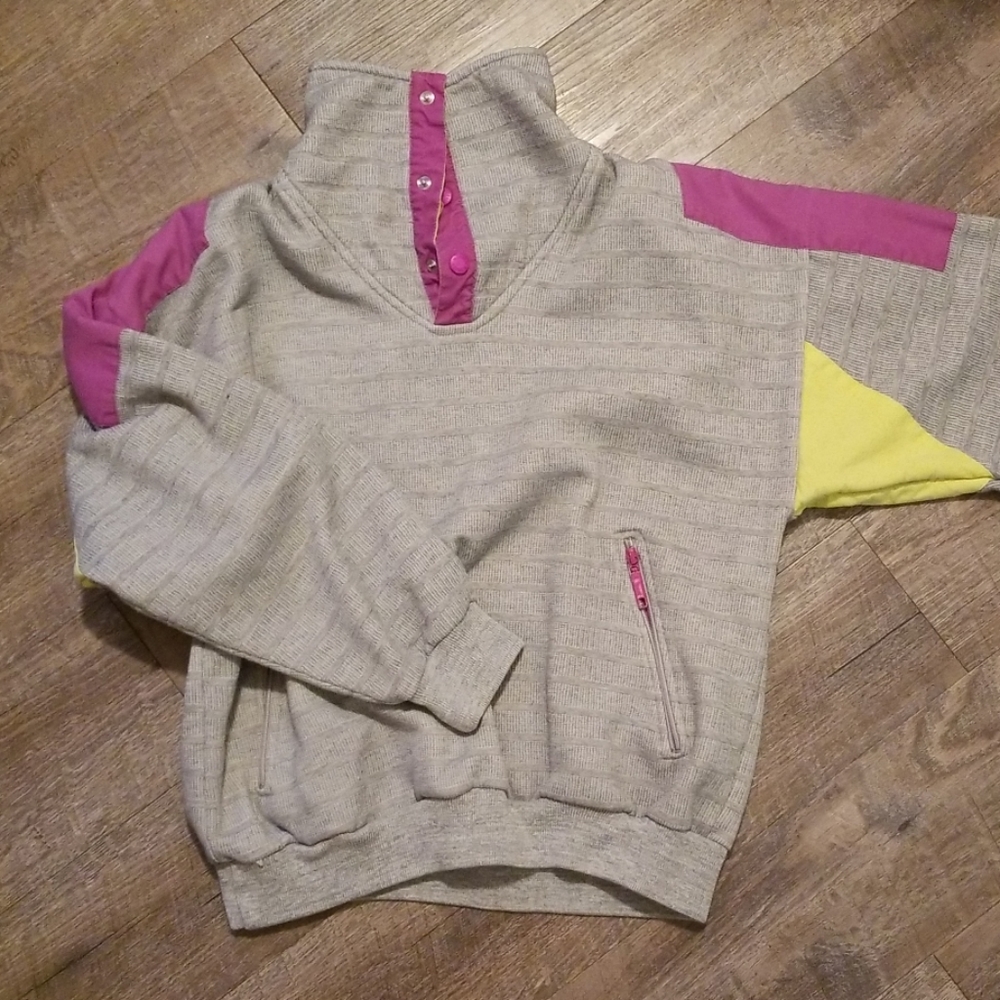 Vintage pullover